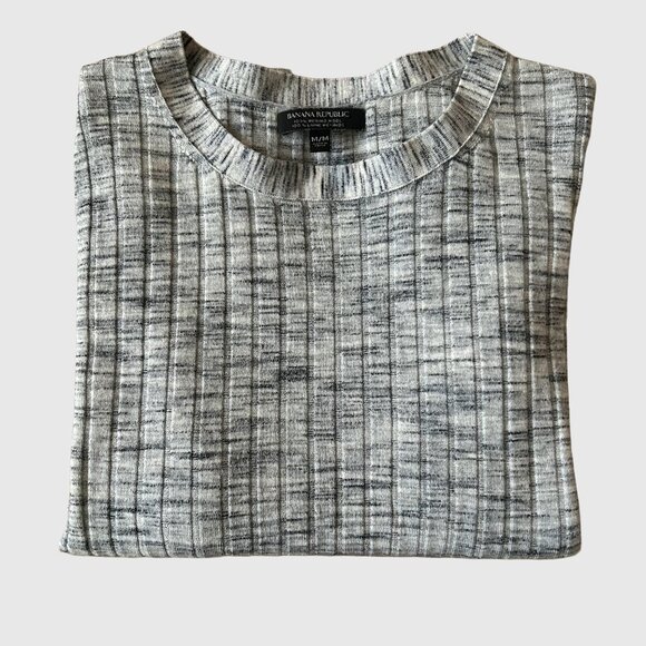 Banana Republic Women's 100% Merino Wool Ribbed Sweater - Grey* - US M - NWOT - Picture 2 of 5